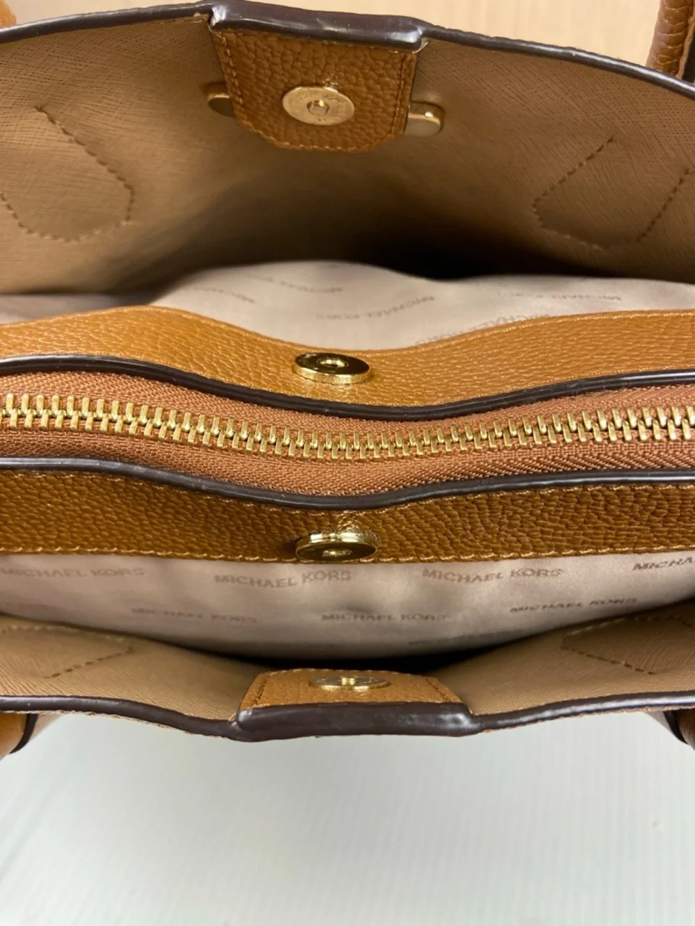 Michael Kors Mercer Medium Dome Satchel Luggage Pebbled Leather Crossbody Bag